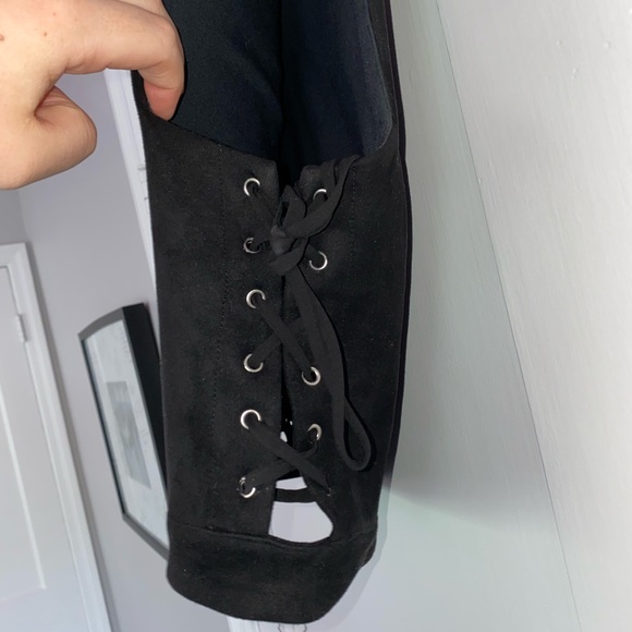 TopShop Black Crop Top with Tie up sides - Picture 3 of 4